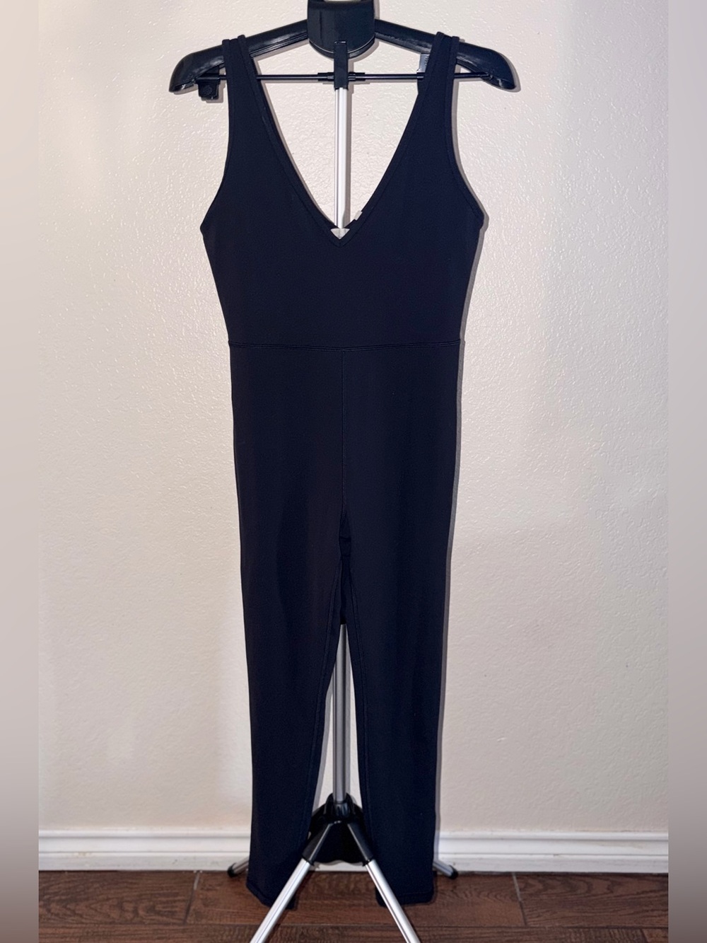 Wilfred Free Black V-Neck Sleeveless Jumpsuit